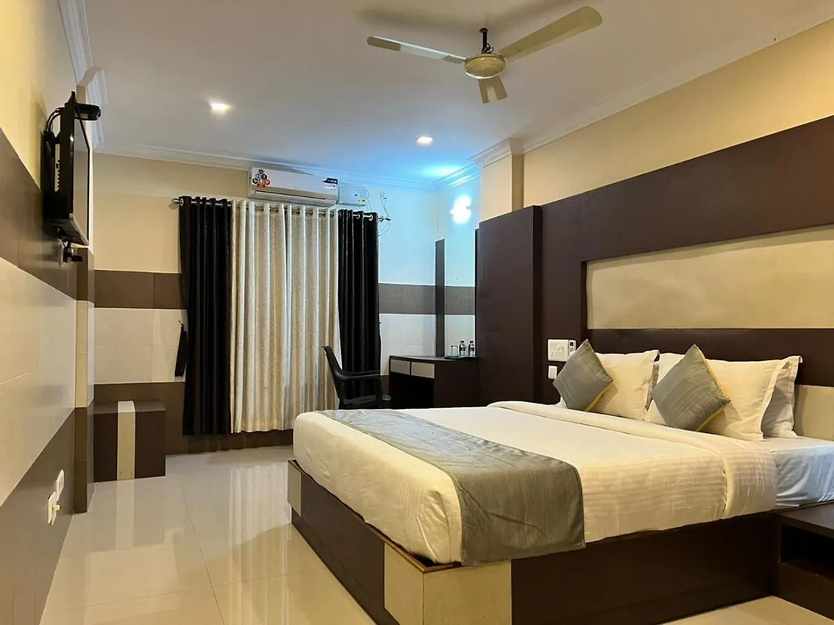 Js Grand Residency Hotel Palakkad Índia